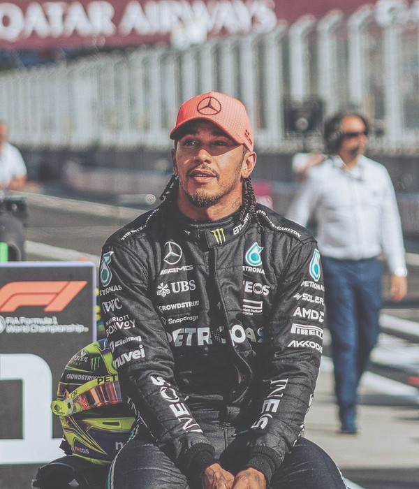 F1